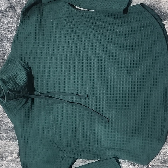Max Studio Green Waffle Knit Sweatshirt - Picture 1 of 5